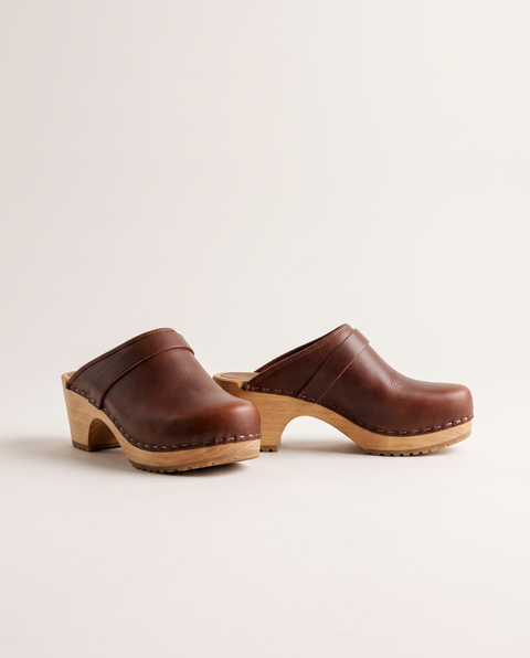 Clogs