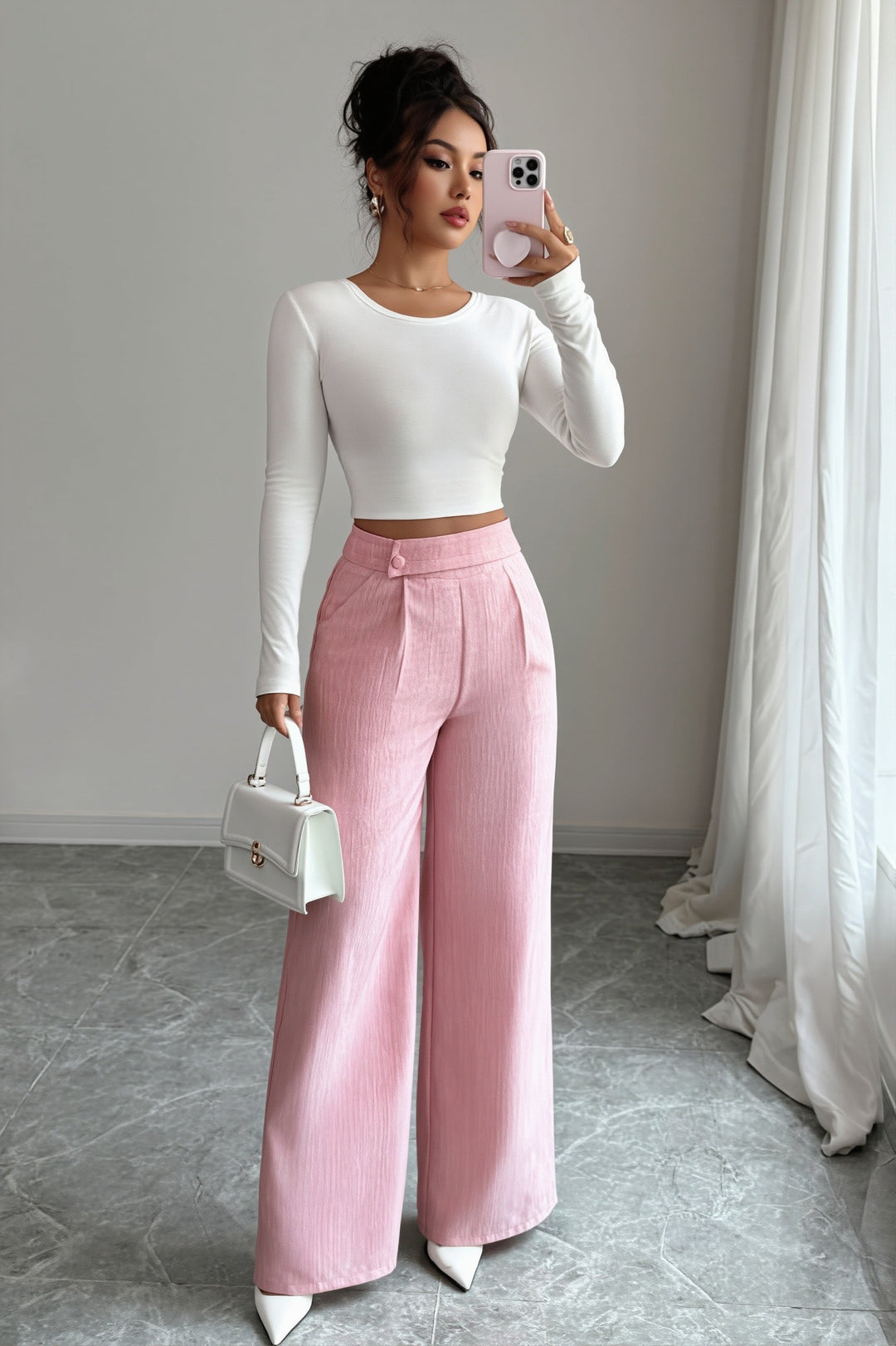 Hose mit weitem Bein, Knopfdetails und Patchwork