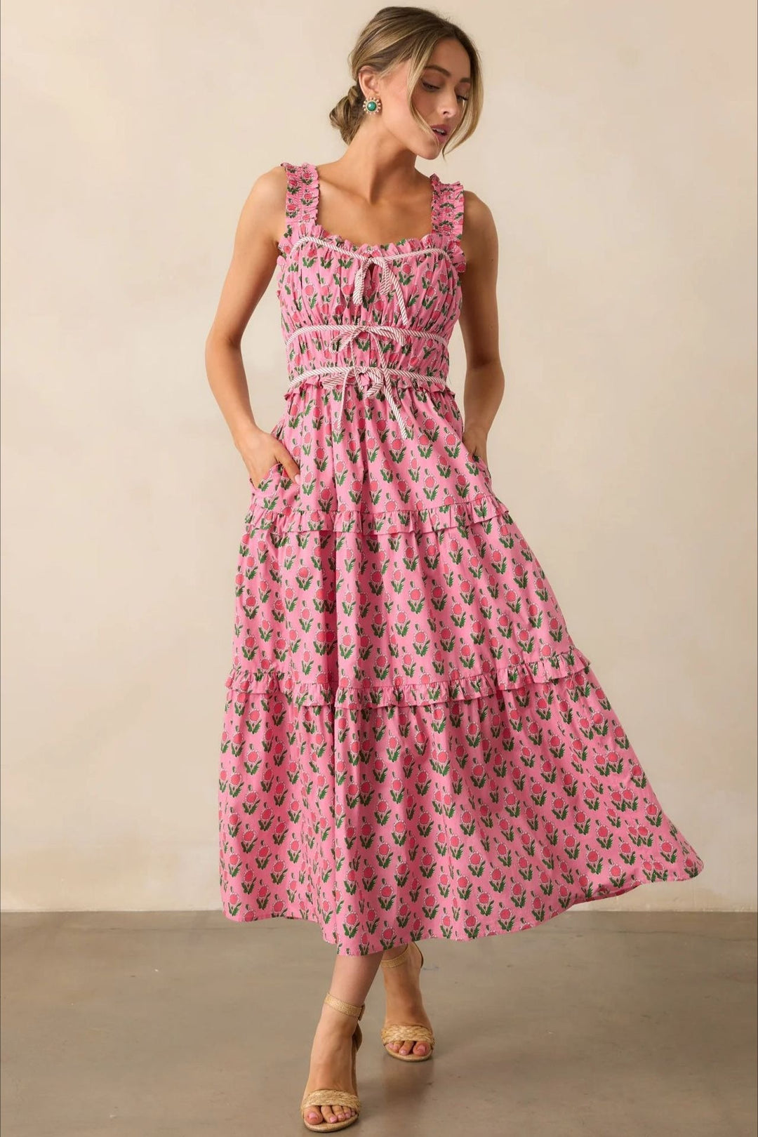 Kleid mit Blumenmuster in Rosa – Ausführung 2