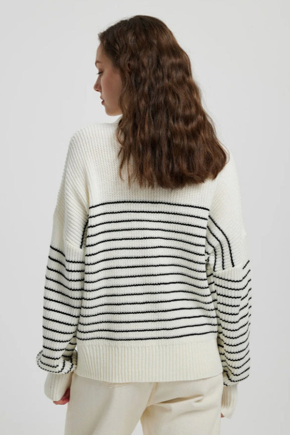 Pullover mit Reißverschluss, Streifenmuster und Farbblockmuster
