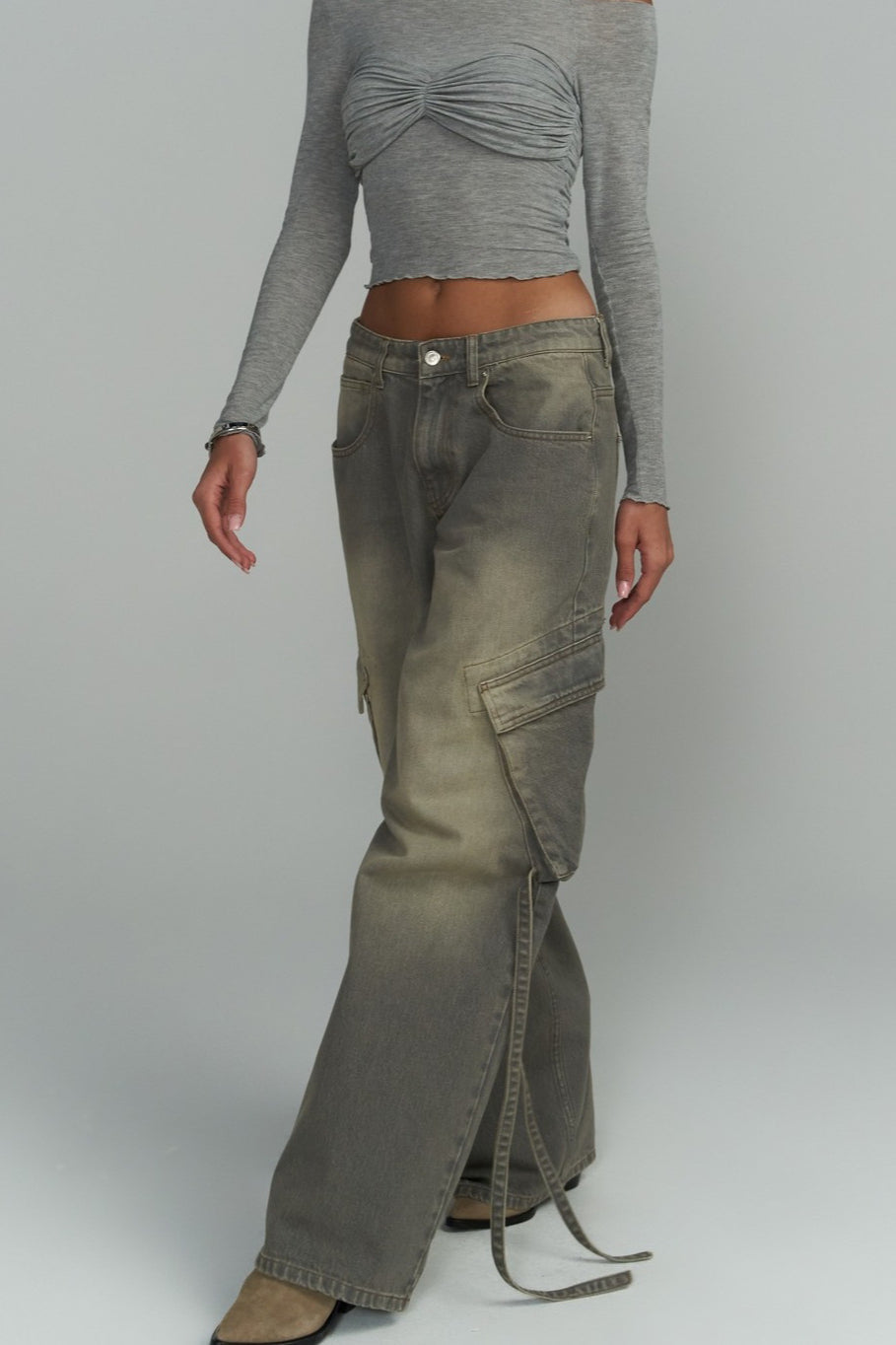 Jeans mit weitem Bein, Taschen und Patchwork