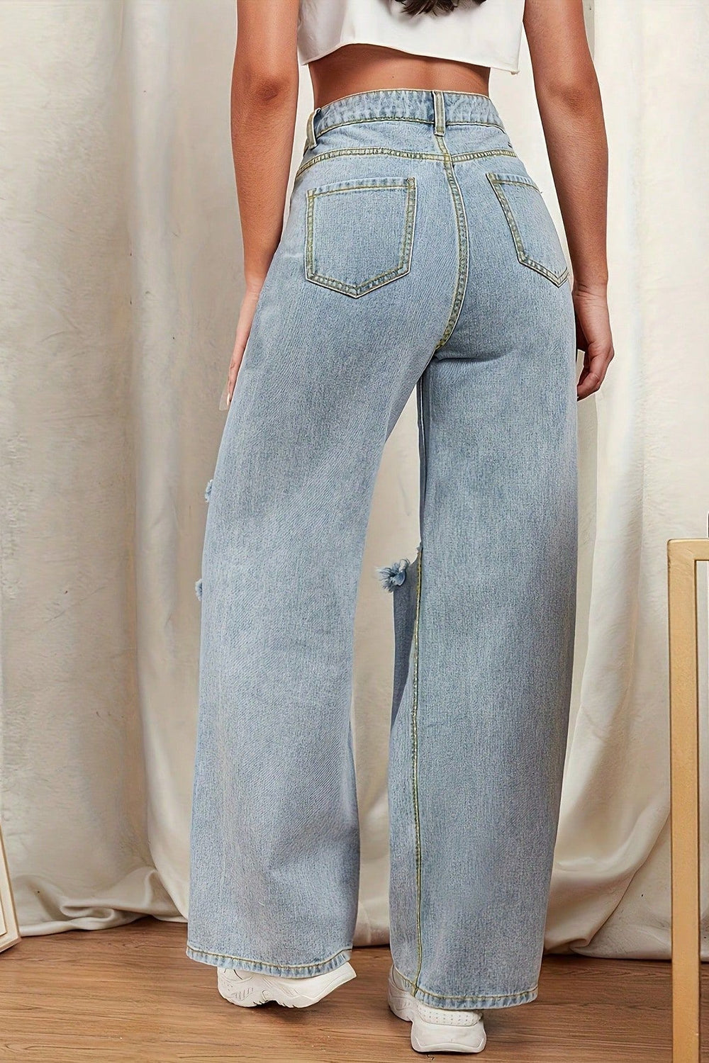Jeans mit hoher Taille in Hellblau