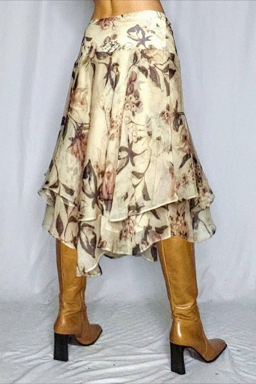 Locker geschnittener Rock mit hoher Taille und Netzdetails