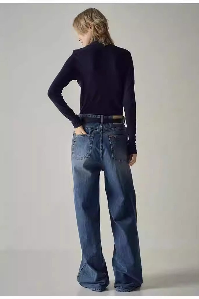 Jeans mit weitem Bein und hoher Taille in Blau – Ausführung 2