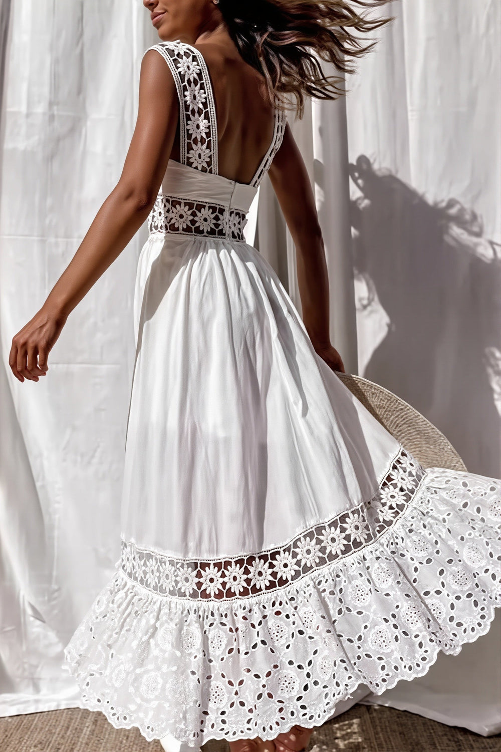 Ärmelloses Maxikleid mit Spitze