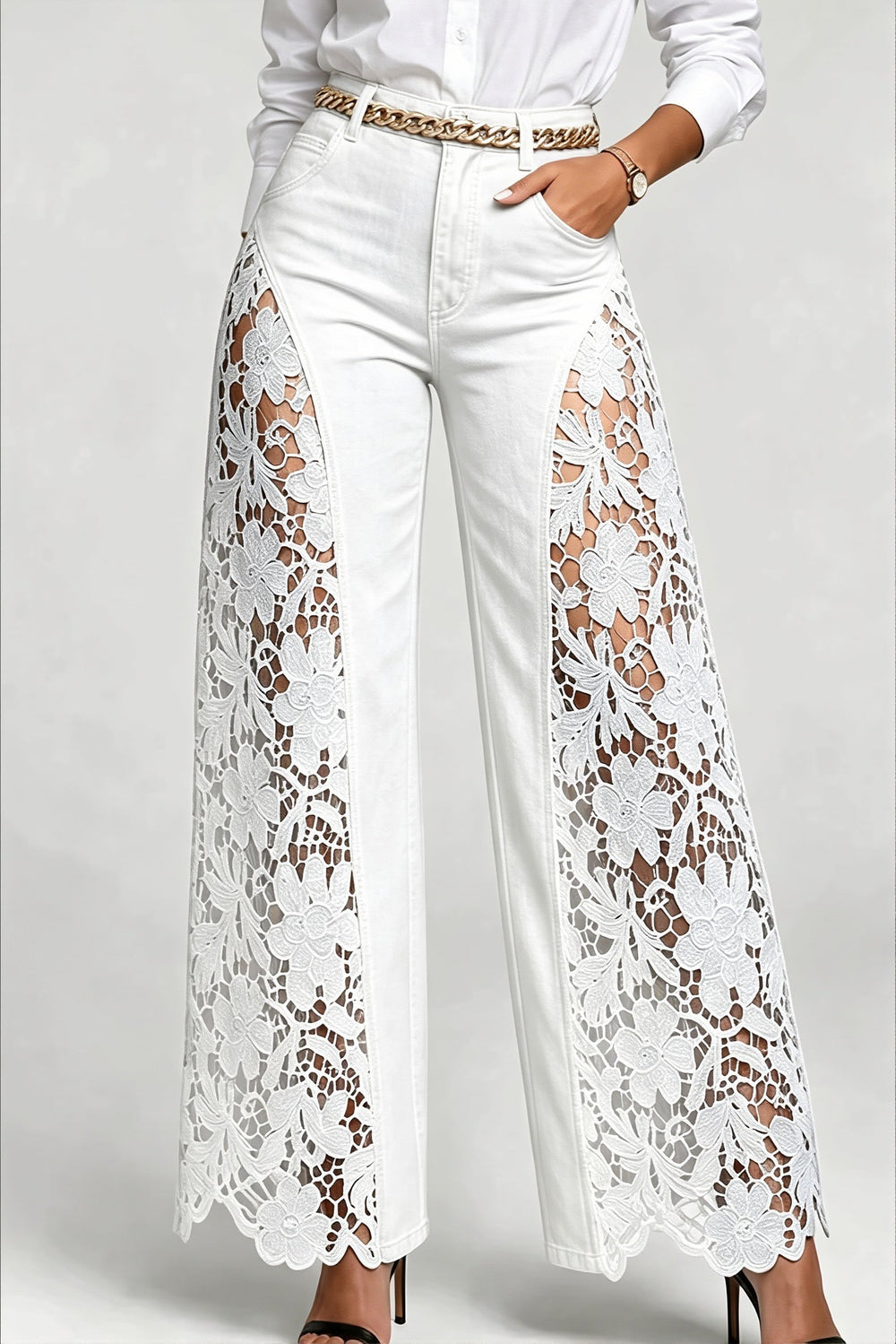 Hose mit weitem Bein, Blumenmuster und Spitze