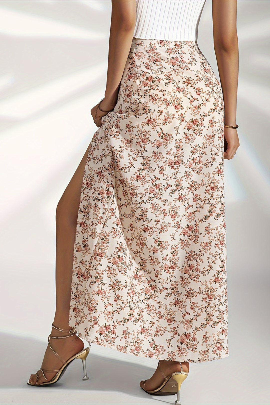 Maxirock mit hoher Taille, Schlitz und Blumenmuster