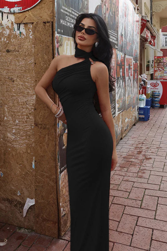 Figurbetontes Maxikleid in Schwarz – Ausführung 2