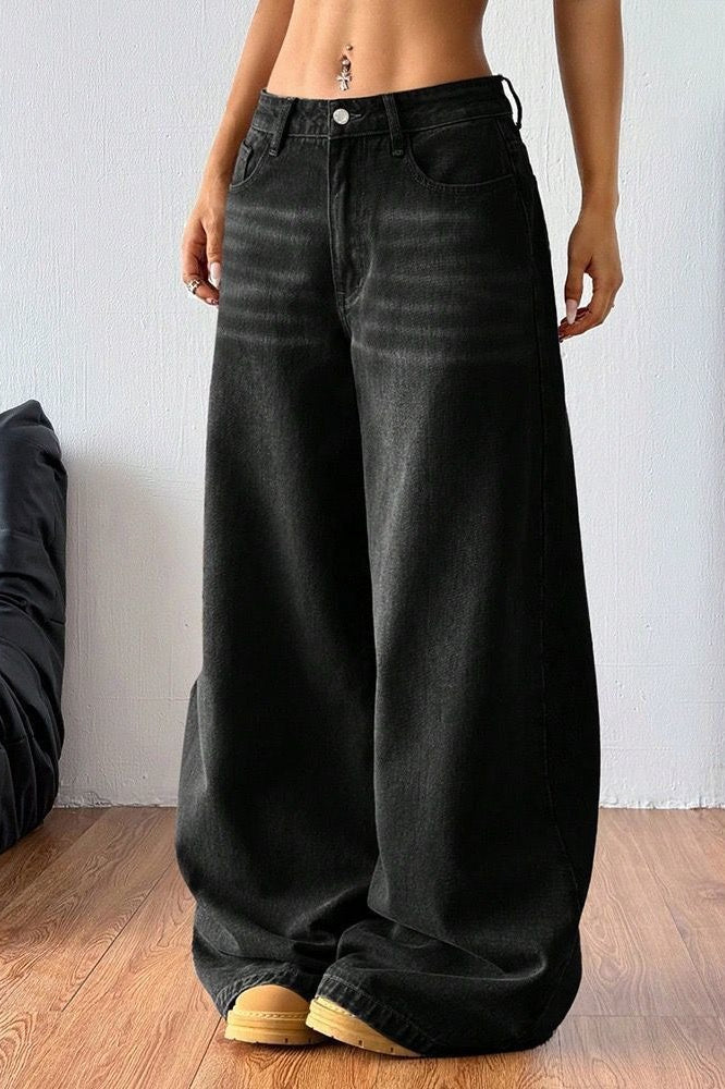 Jeans mit weitem Bein in Schwarz