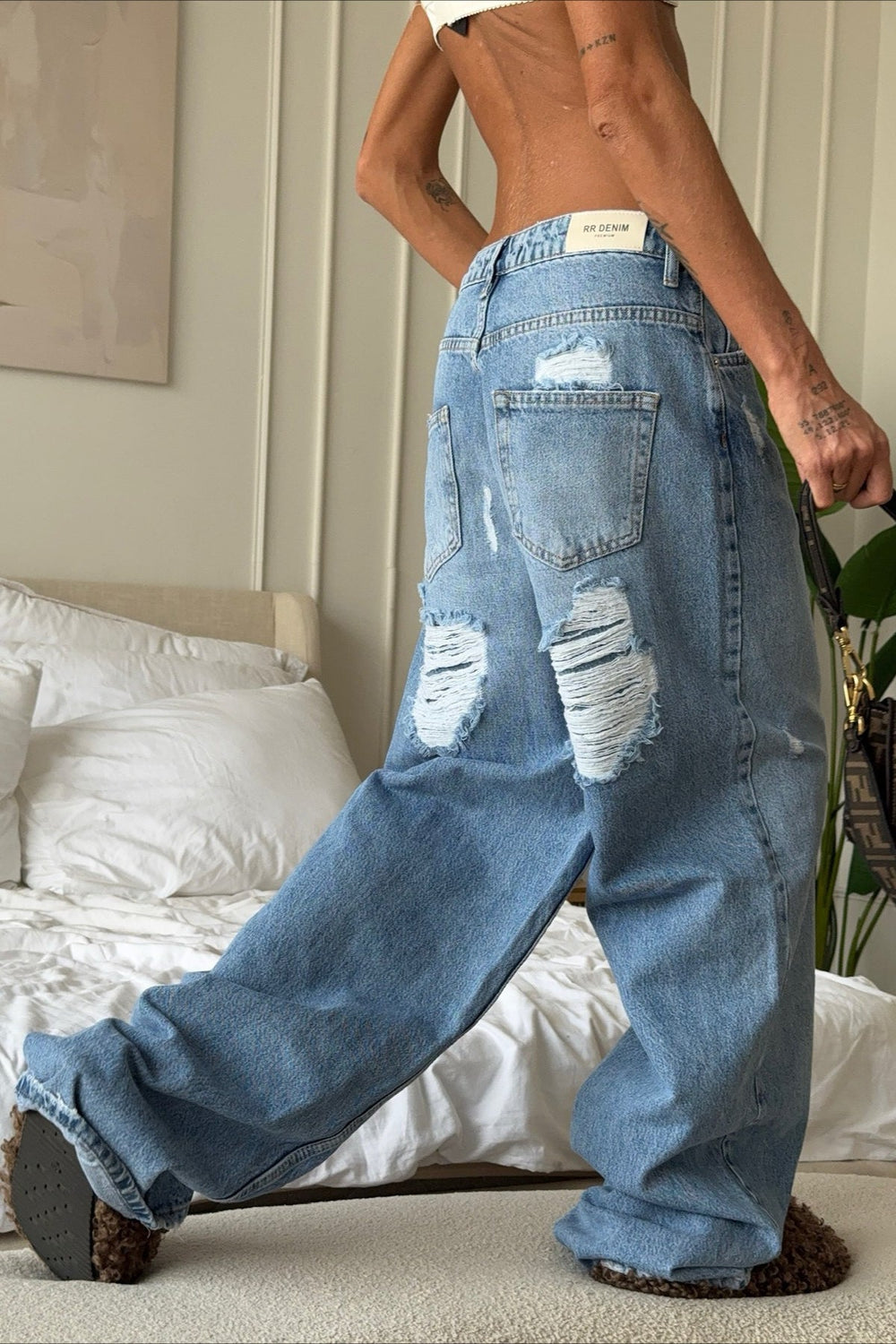 Jeans mit weitem Bein in Blau – Ausführung 3