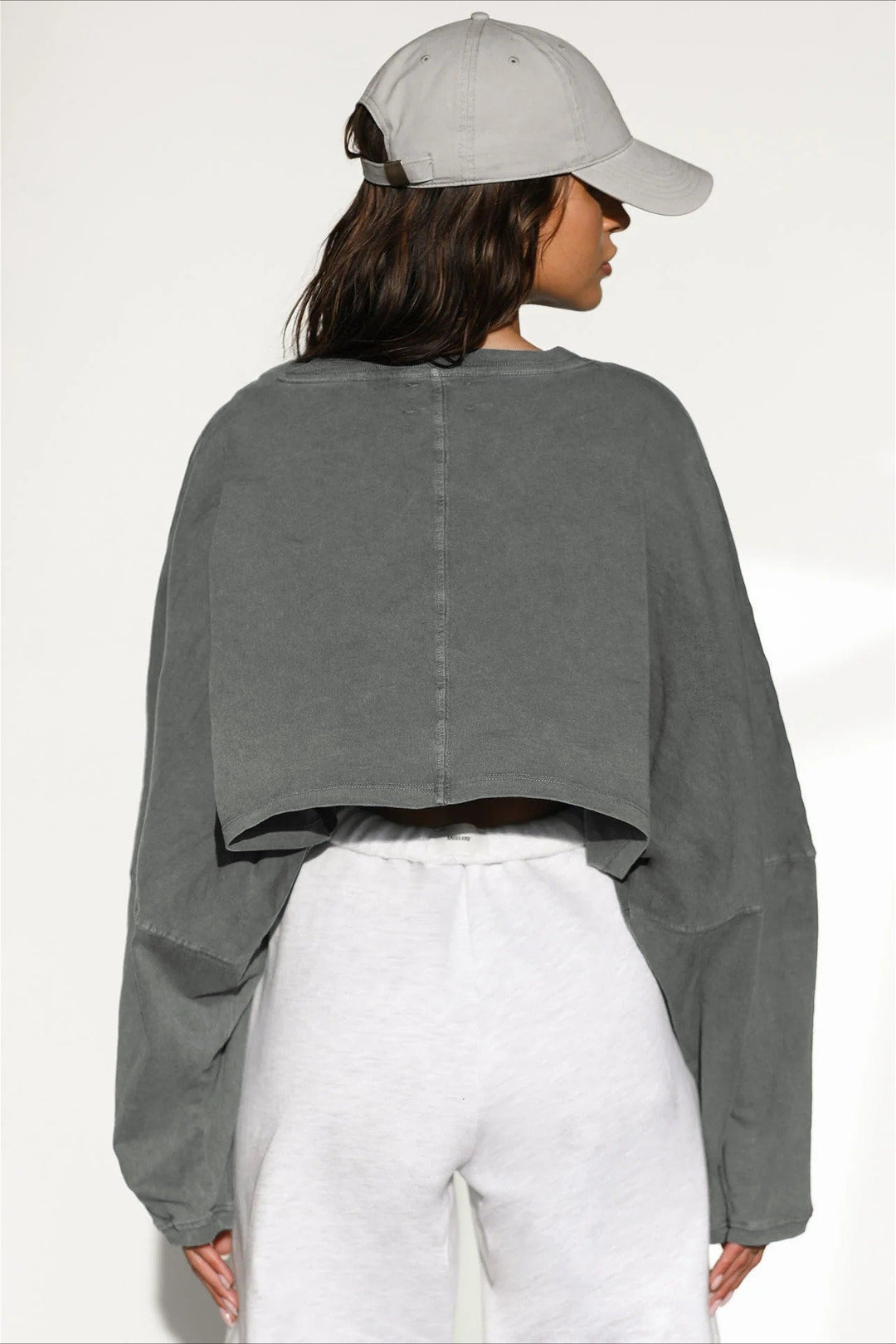 Sweatshirt mit Rundhalsausschnitt und kurzem Schnitt