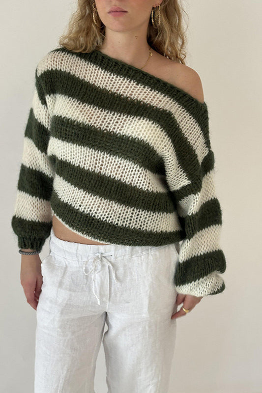 Locker geschnittener Pullover mit langen Ärmeln, Streifenmuster und Strickstruktur