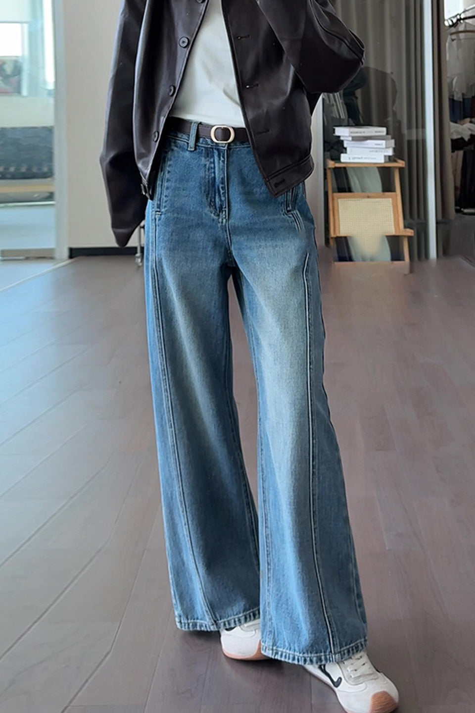 Jeans mit weitem Bein in Vintage Blau