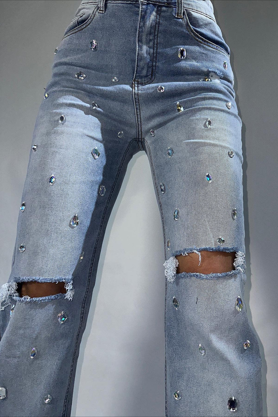 Jeans mit hoher Taille und Strass