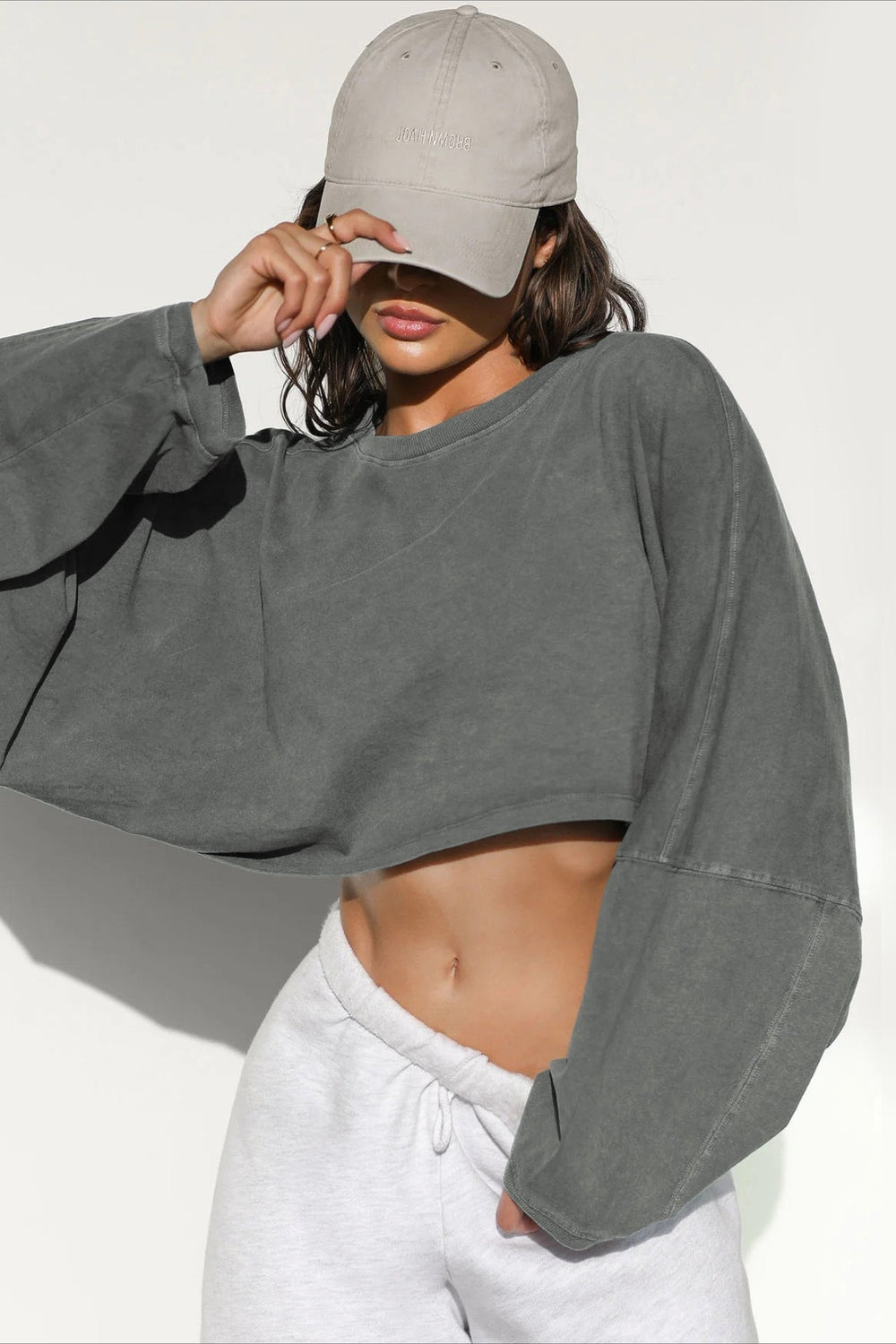 Sweatshirt mit Rundhalsausschnitt und kurzem Schnitt
