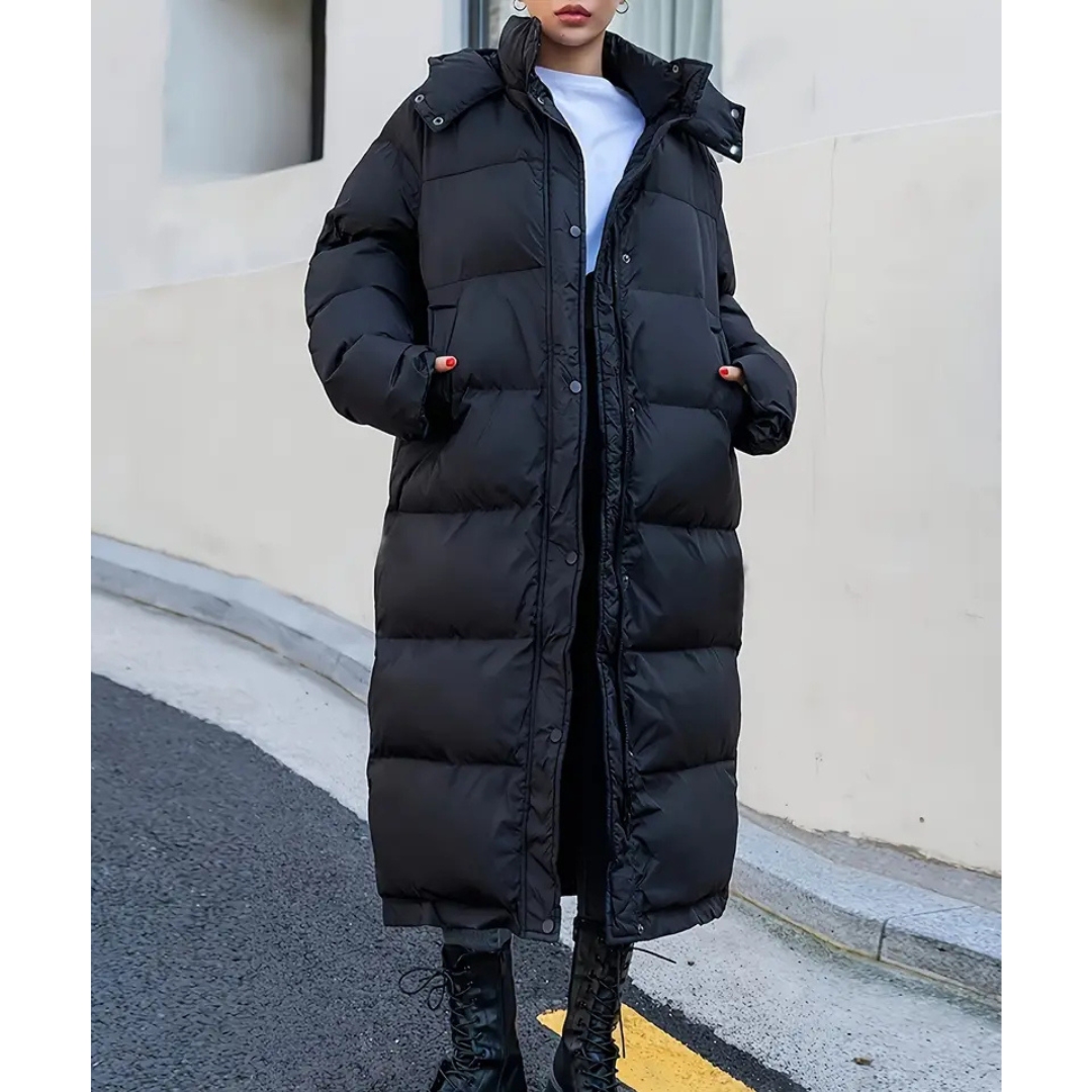 Lange wattierte Steppjacke mit Kapuze und Stehkragen