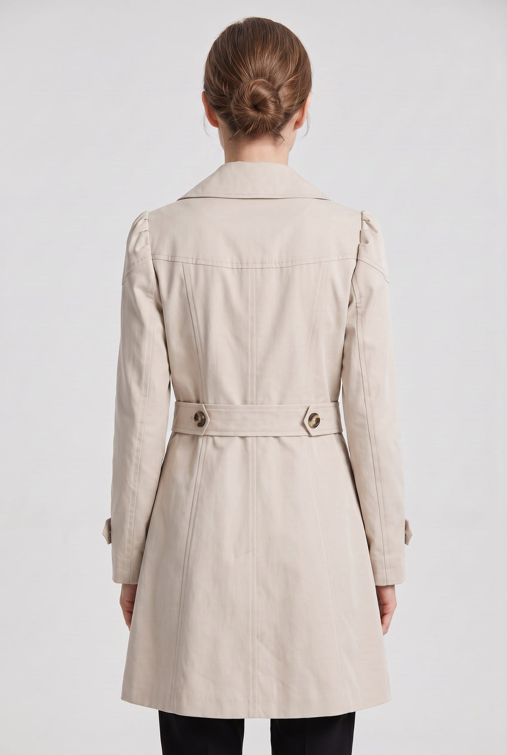 Einreihiger Trenchcoat mit Reverskragen und Taschen