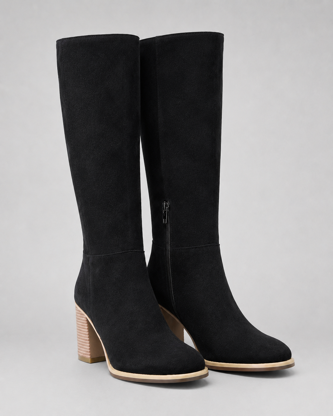 Kniehohe Stiefel mit Blockabsatz und seitlichem Reißverschluss