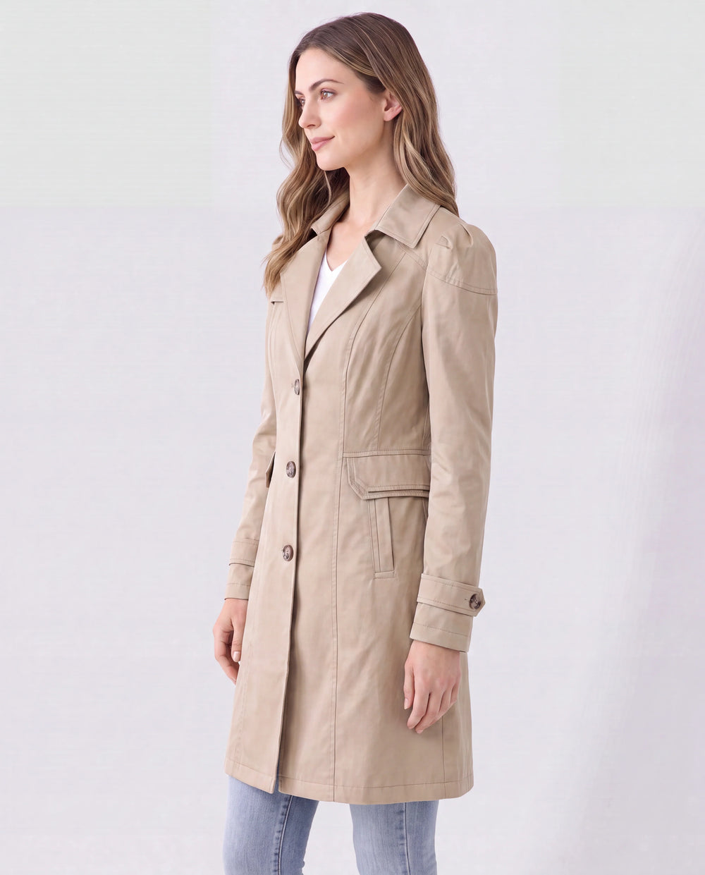 Leichter Trenchcoat mit Reverskragen und Knopfleiste