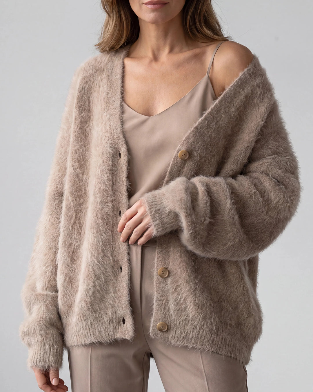 Weicher Strick-Cardigan mit Knopfleiste und lockerer, langer Passform
