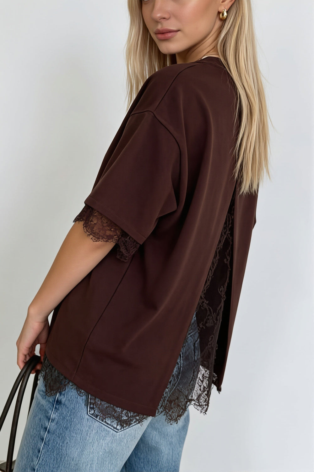T-Shirt mit Schlitz und Spitze