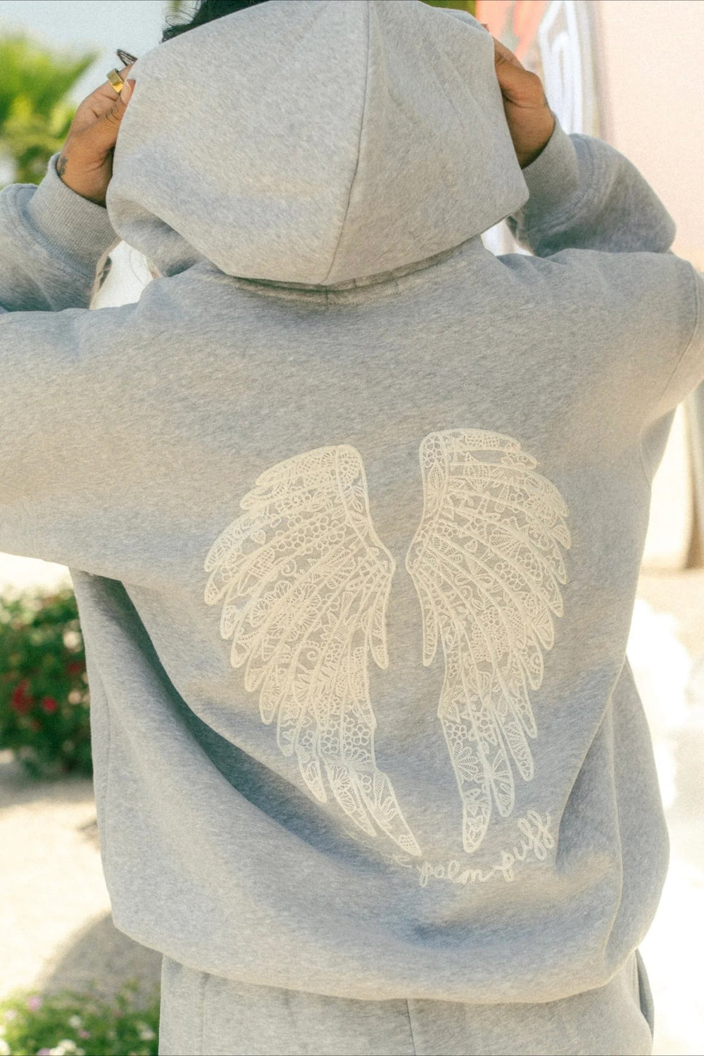 Hoodie mit Grafikdruck und Stickerei
