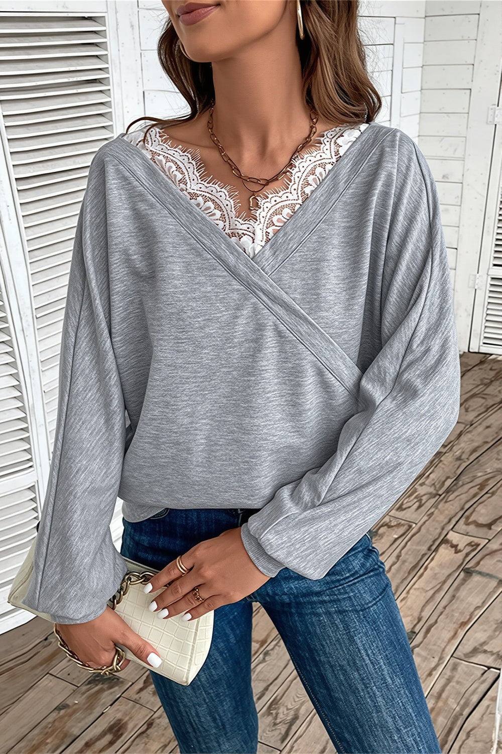 Pullover mit Wickeldesign und Spitze