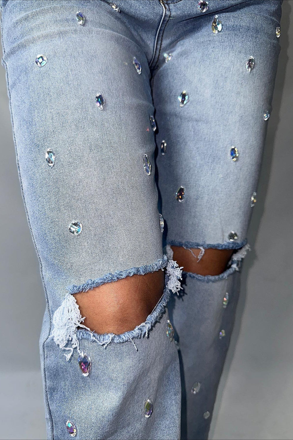 Jeans mit hoher Taille und Strass