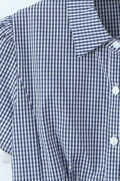 Set mit V-Ausschnitt, Karomuster und Spitze