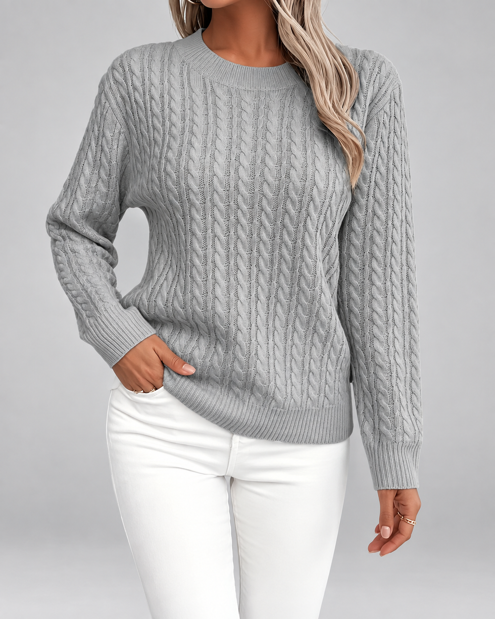 Pullover mit Zopfmuster, Rundhalsausschnitt und Rippbündchen