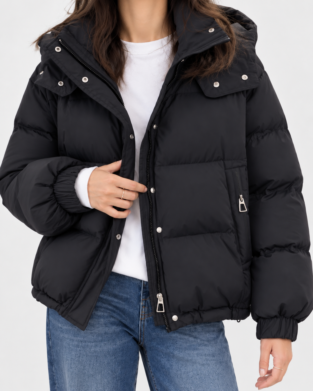 Wattierte Oversize-Steppjacke mit Cargotaschen und Kapuze