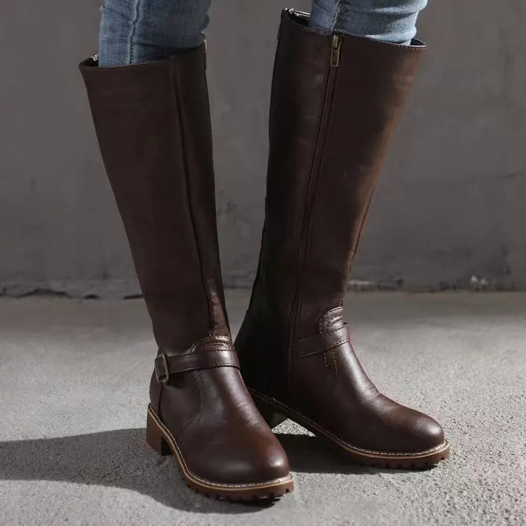 Kniehohe Reitstiefel aus Kunstleder mit Schnalle
