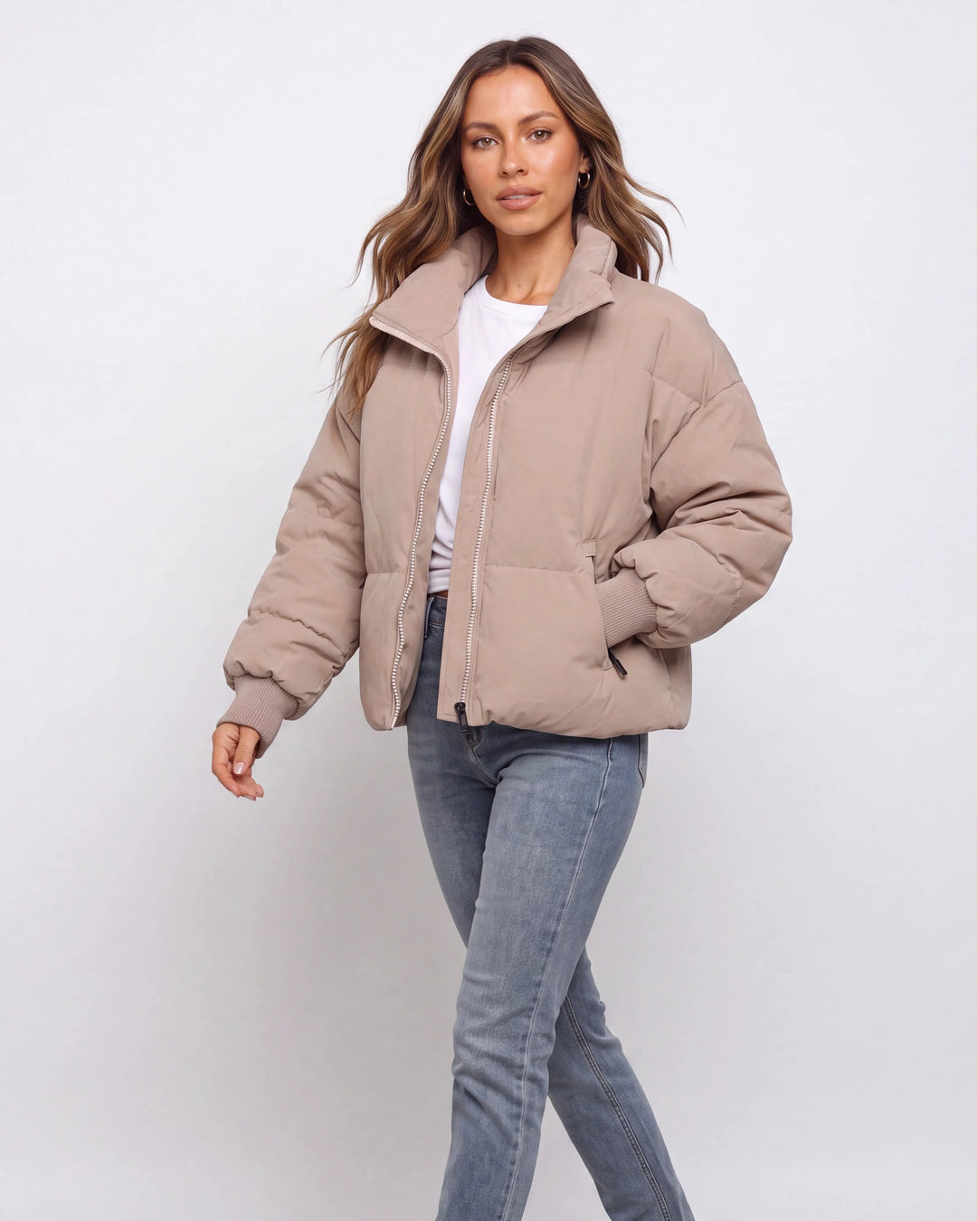 Oversize-Steppjacke mit Stehkragen und Reißverschluss