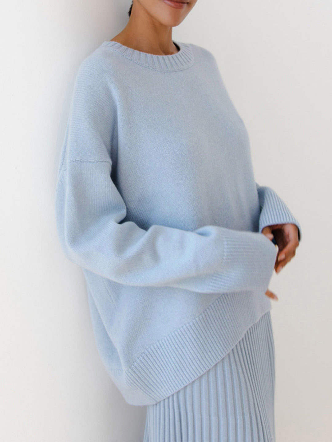 Oversize-Strickpullover mit Rundhalsausschnitt und Rippbündchen